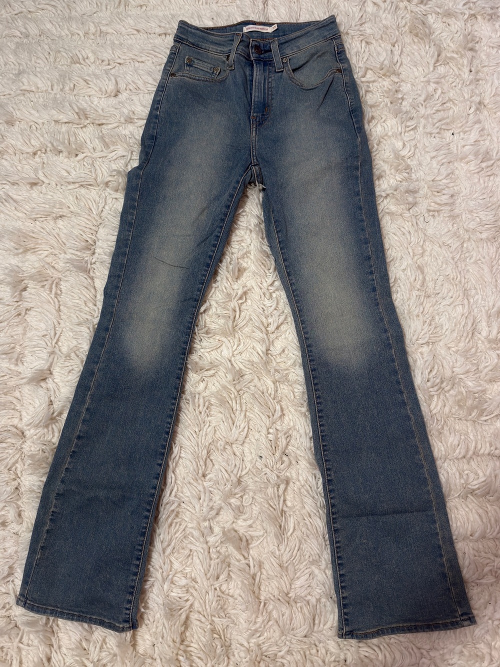 Levis 725 High-Rise Bootcut Jeans Miners Business